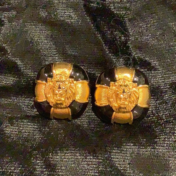 Anne Klein Lion Head Earrings - Picture 1 of 4
